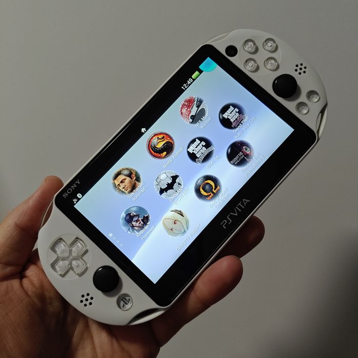 PS Vita Slim and Fat - широкий вибір