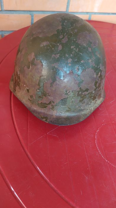 Каска, шлем, солдатская,Старая, времён СССР