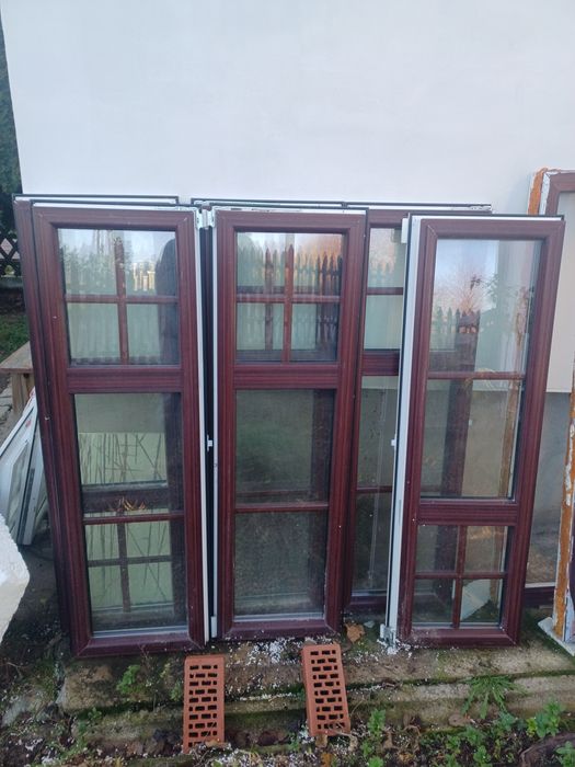 Komplet okien ze szprosami kolor machoń