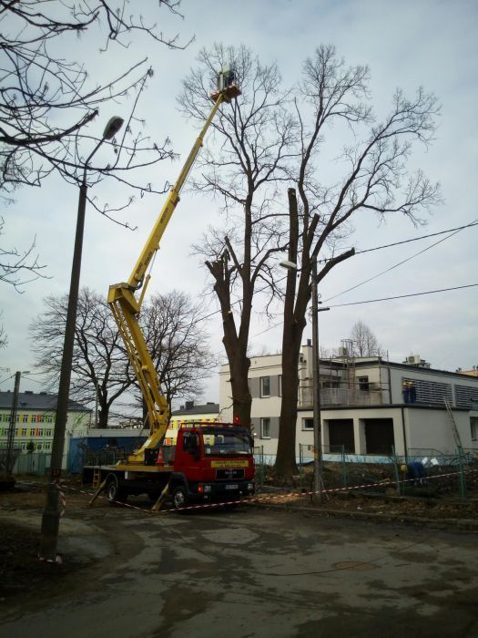 Wynajem Zwyzki Podnosnik Koszowy od12 do 30m 4x4 Debica Pilzno Tarnow