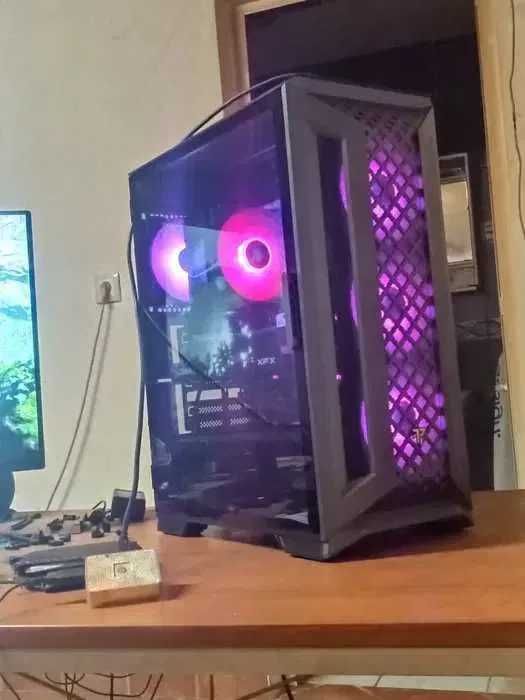torre gaming 2k - I7 11700K - RX 9060 XT