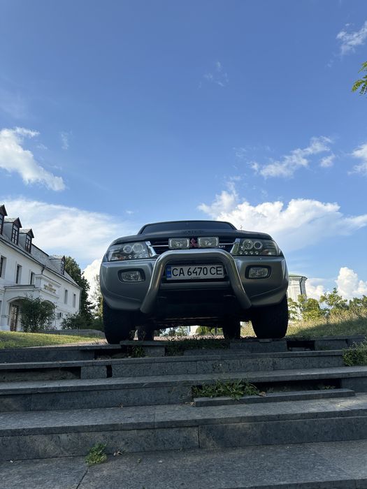 Mitsubishi Pajero Wagon