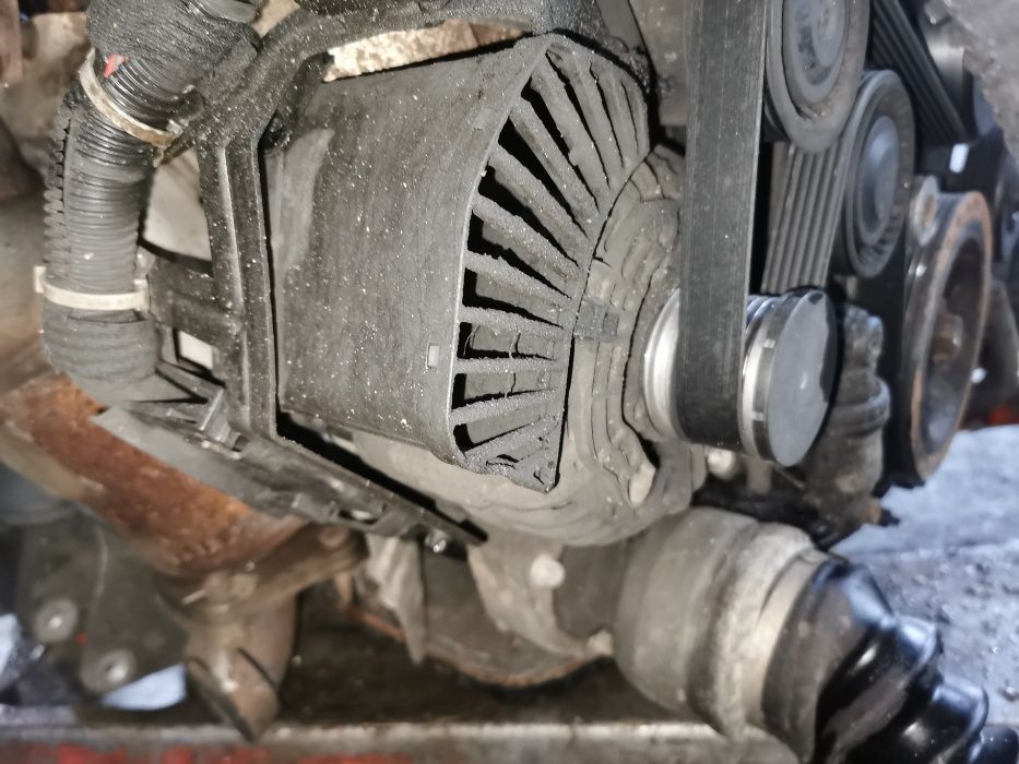 Alternator OPEL Vectra C 3.0 v6 CDTI Y30DT