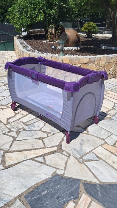 Cama de Bebé de Viagem – Nova, Completa e Versátil