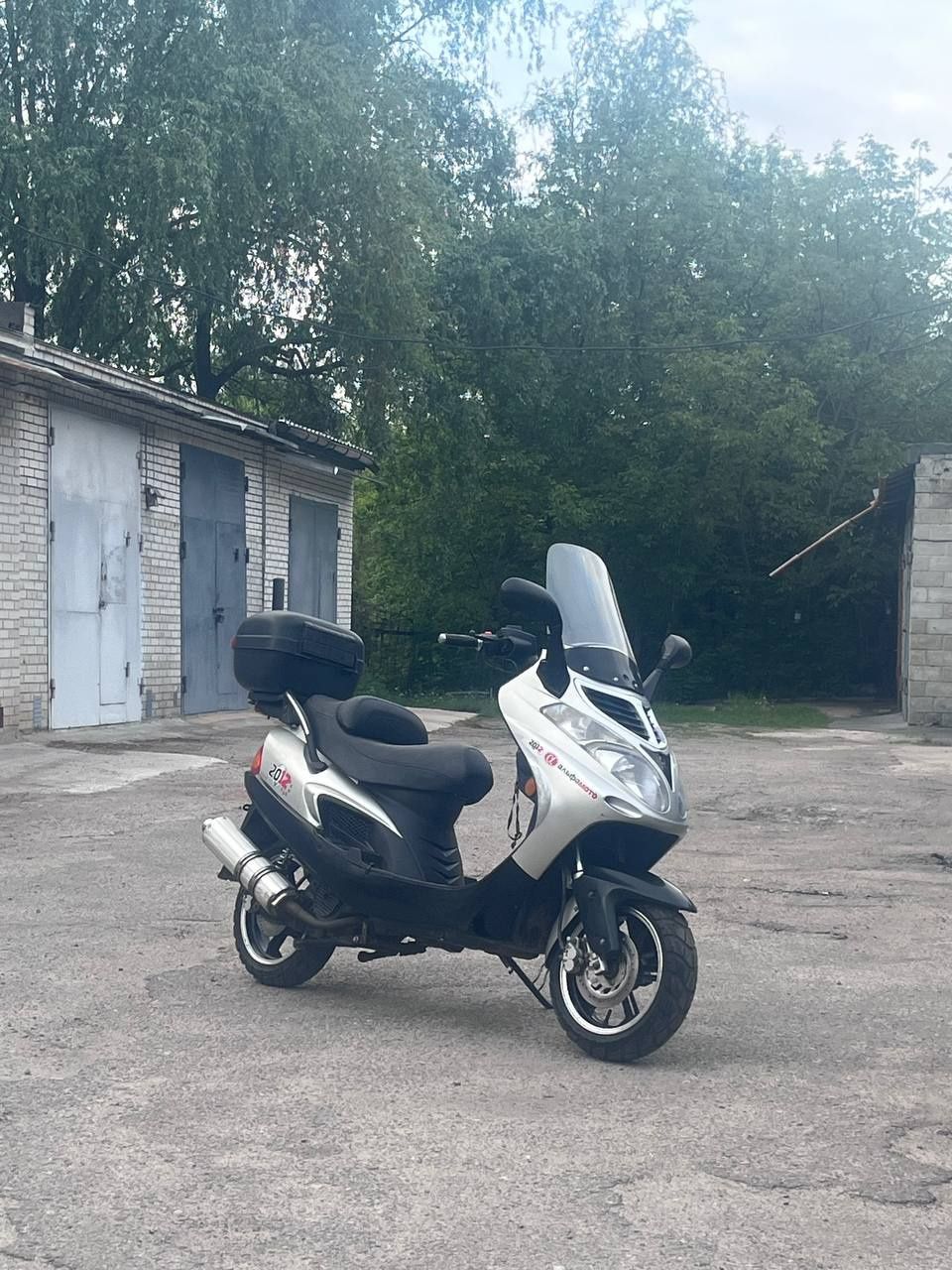 Скутер Viper Victory  150