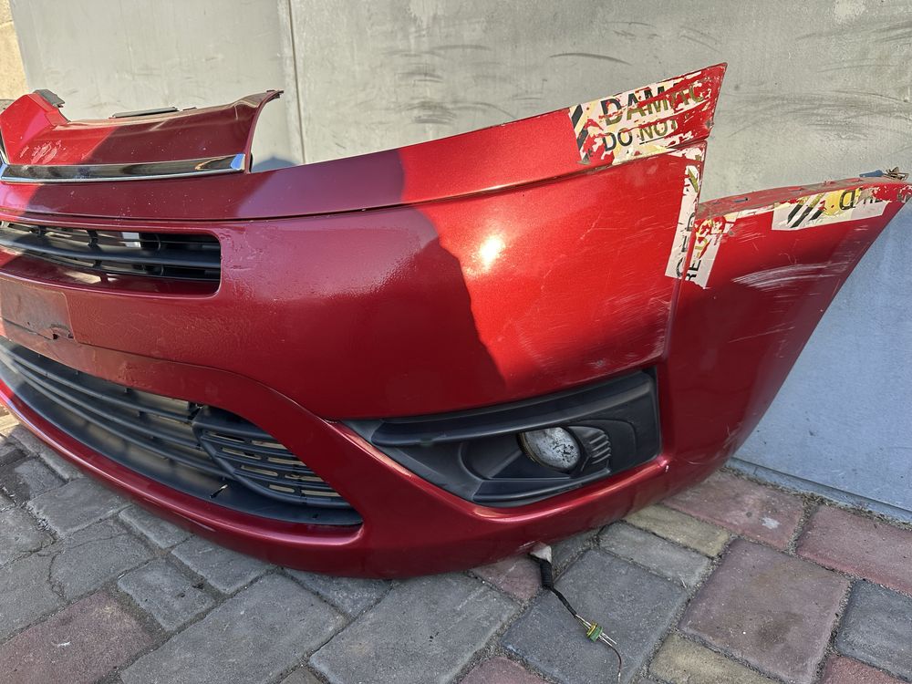 Бампер передний Citroen C4 2006-