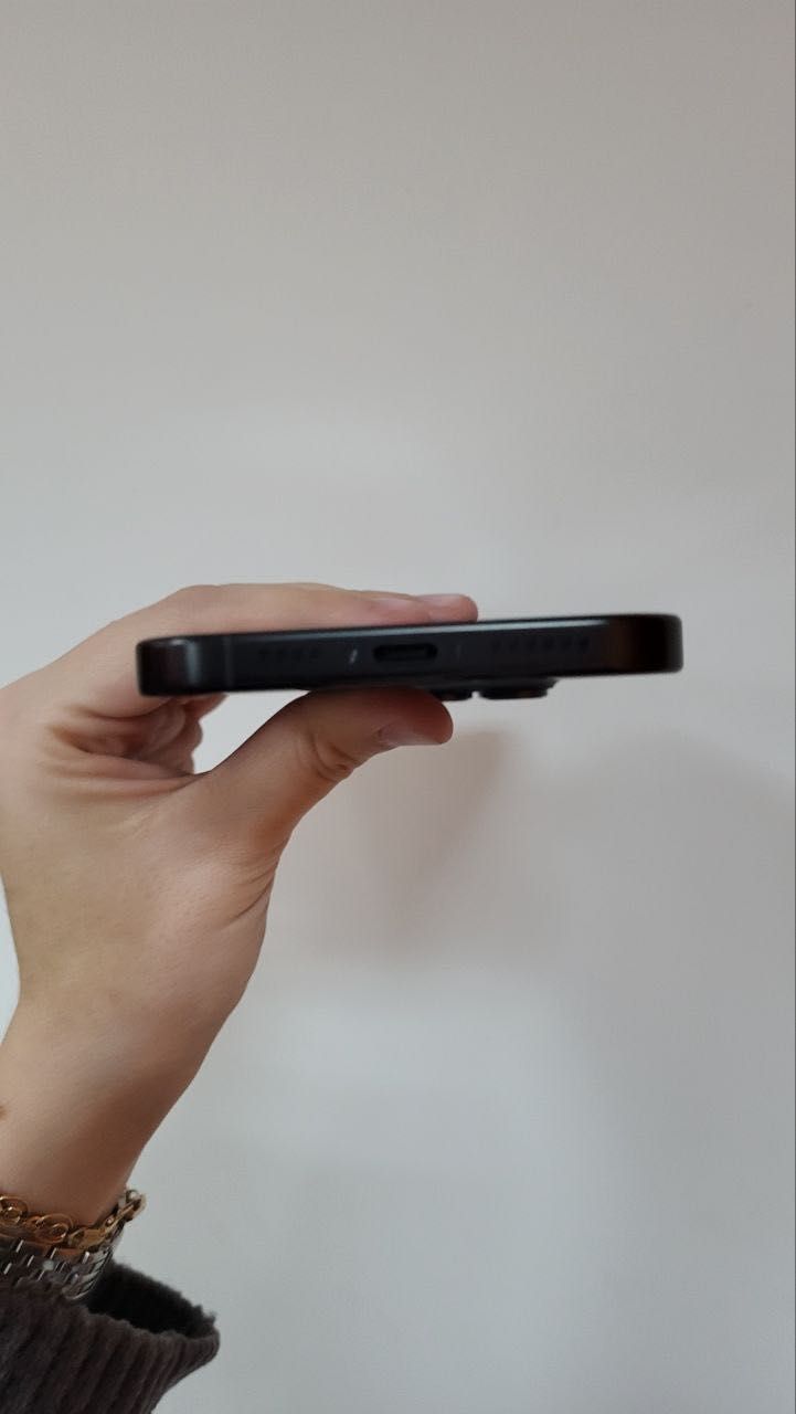 iPhone 16 Pro Max 256 gb та подарунок — AirPods Pro 2