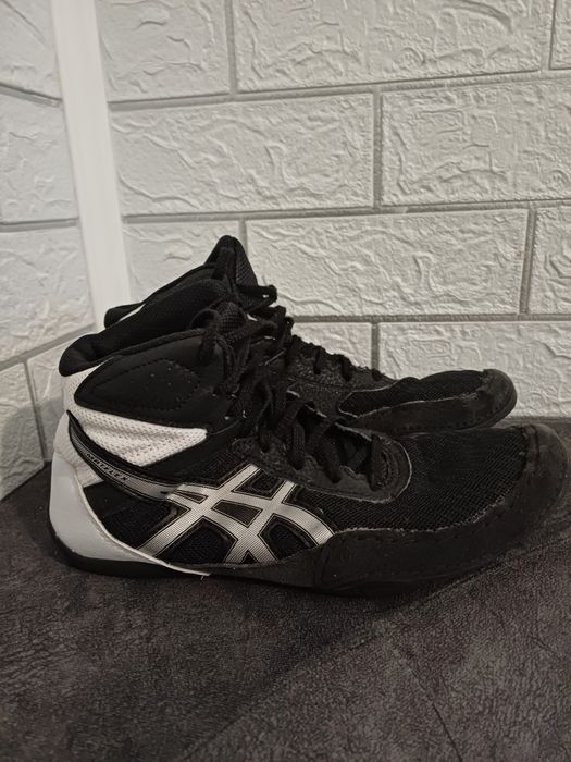 Борцовки asics 36 р