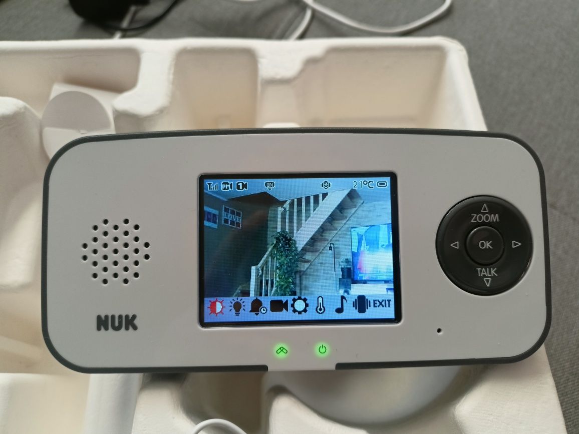 Niania elektroniczna , video baby monitor