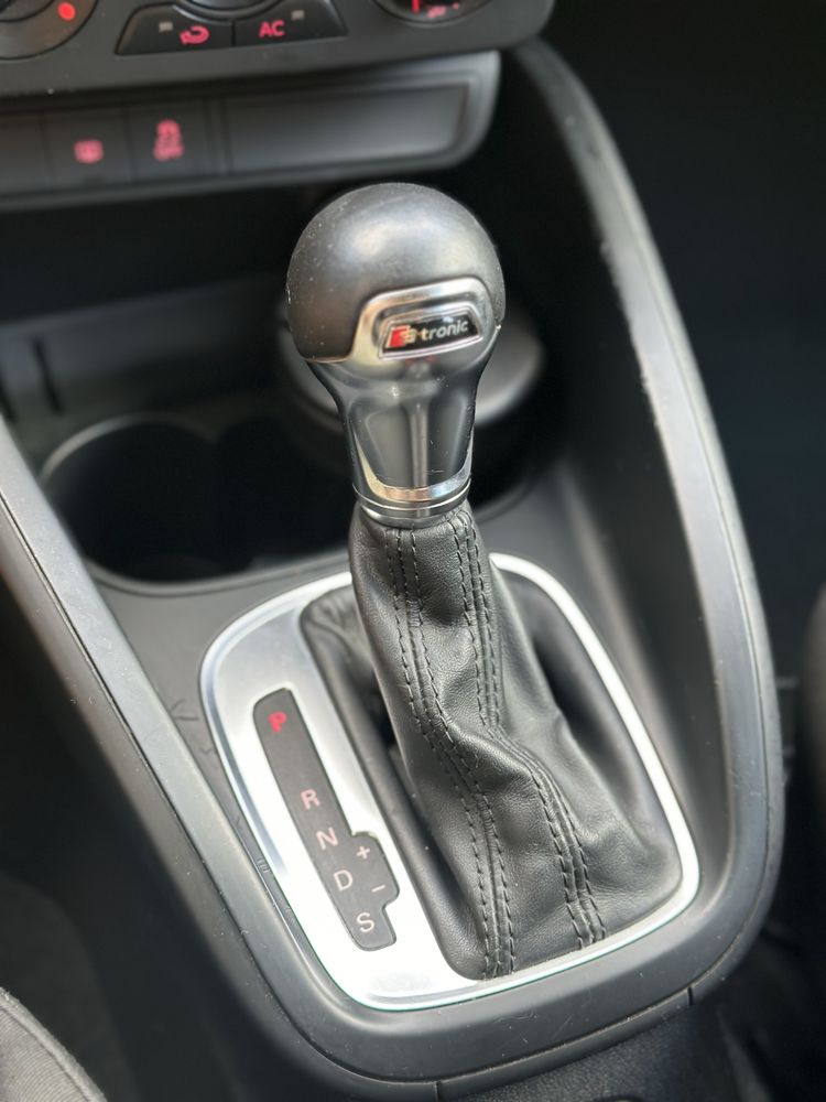 Audi A1 1.6tdi S-line caixa auto