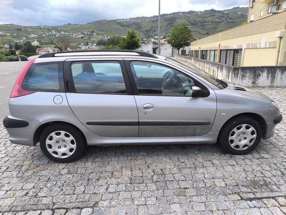 peugeot 206 sw 1.1 gasolina 2004