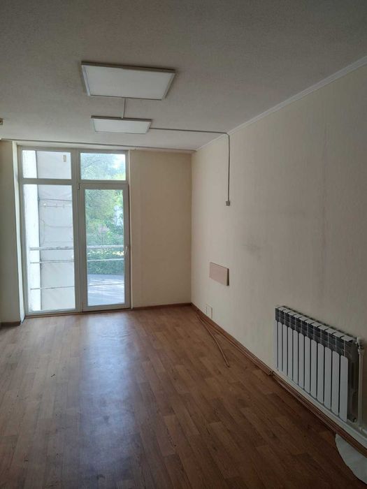 Ст.м. Голосіївська- 1 хв! Здам офіси 14-15-16 м.кв. Є свій сан/вузол!!