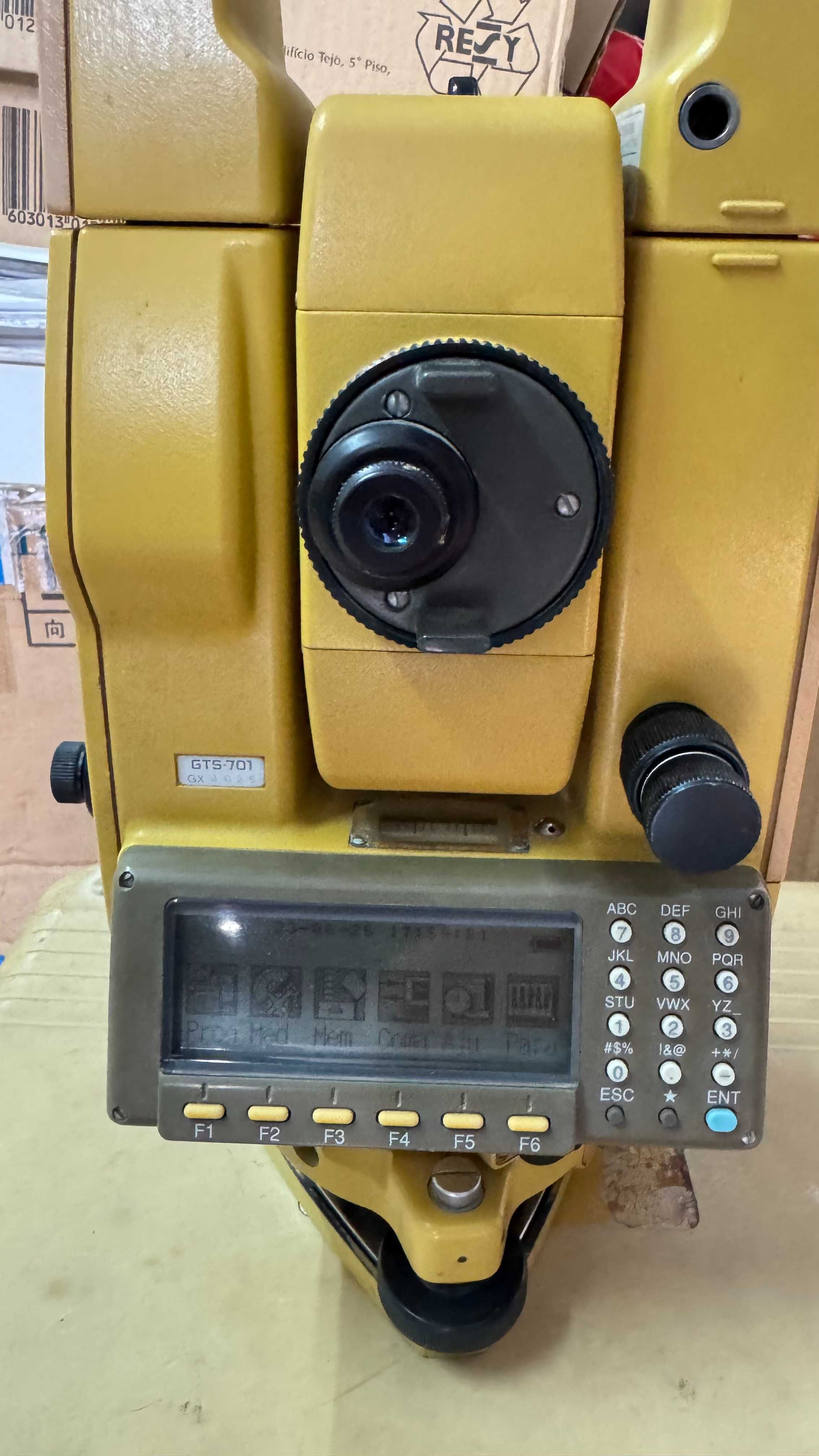Estação Total Topcon GTS-701 - Electronic Total Station