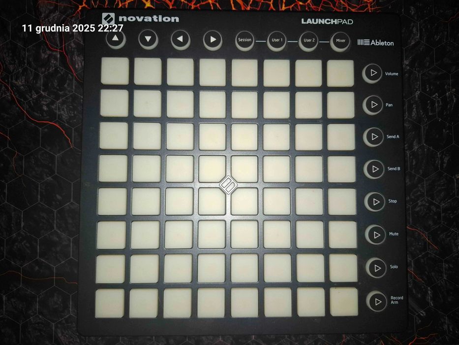 LAUNCHPAD  MK 2 Novation