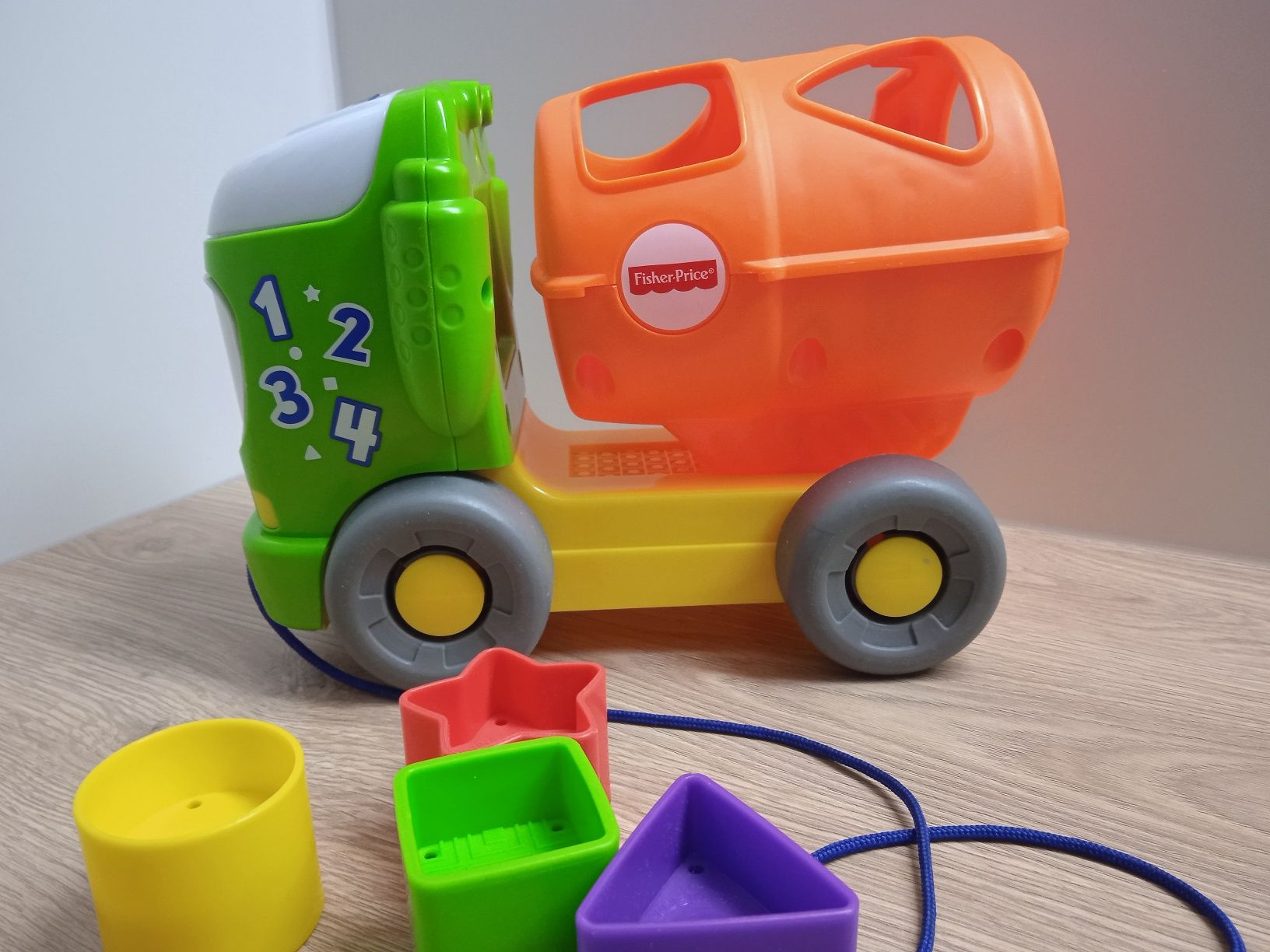 Auto sorter Fisher price + 4 klocki