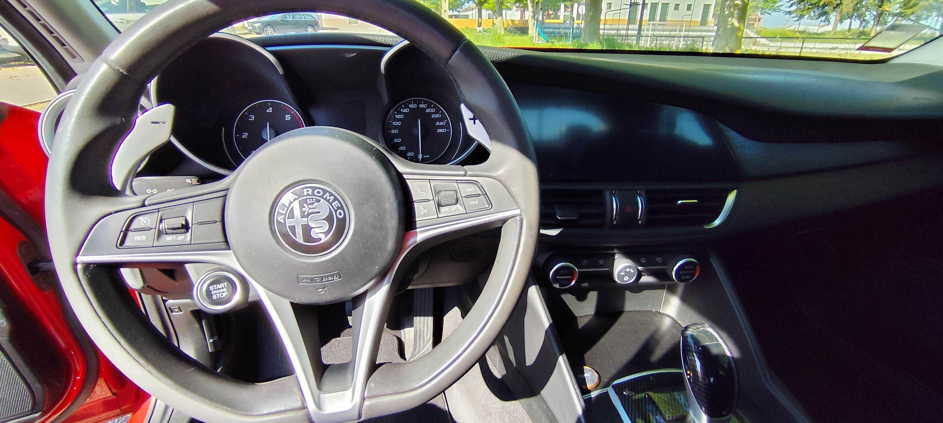 Alfa Romeo Giulia 2.2 Diesel  AT8  180CV