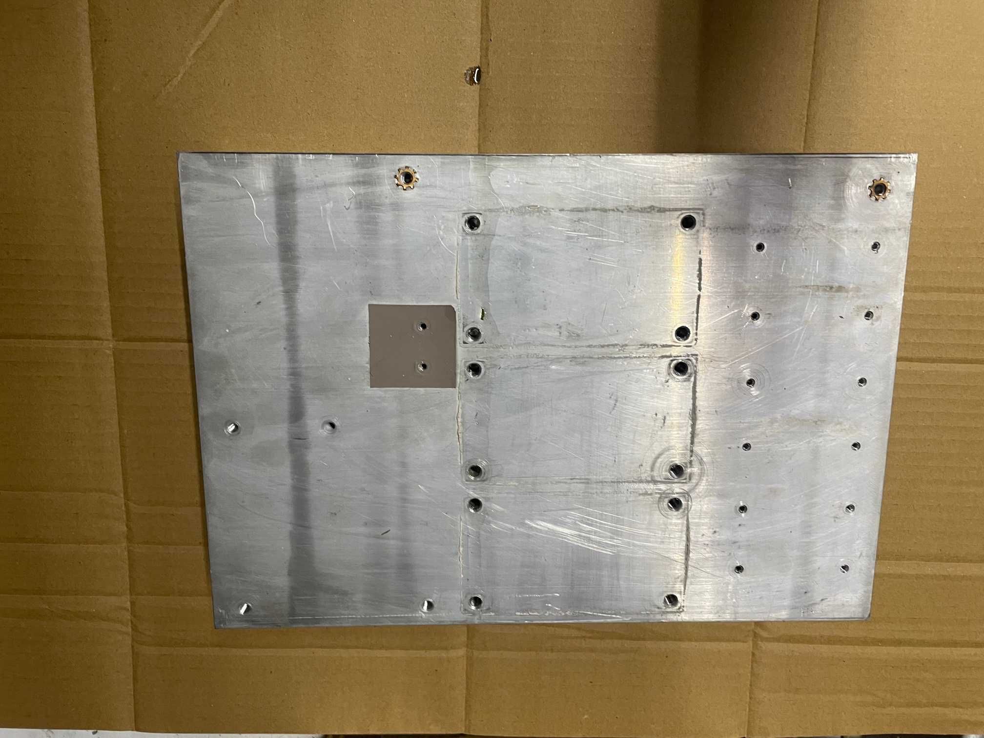 Radiator aluminiowy L 310 W215 H85