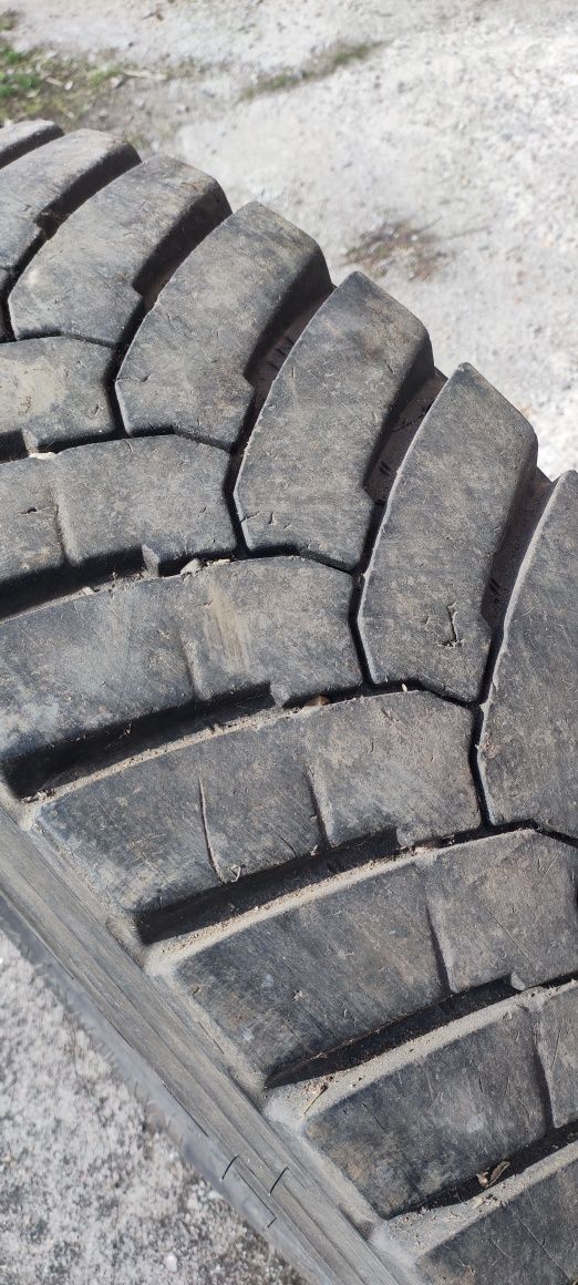 Шина 315/80/22.5 Bridgestone M Drive 001