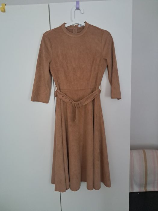 Sukienka midi Reserved r.34