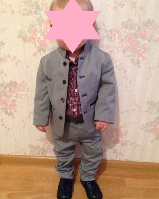 Костюм на мальчика(брюки(штаны) и пиджак)