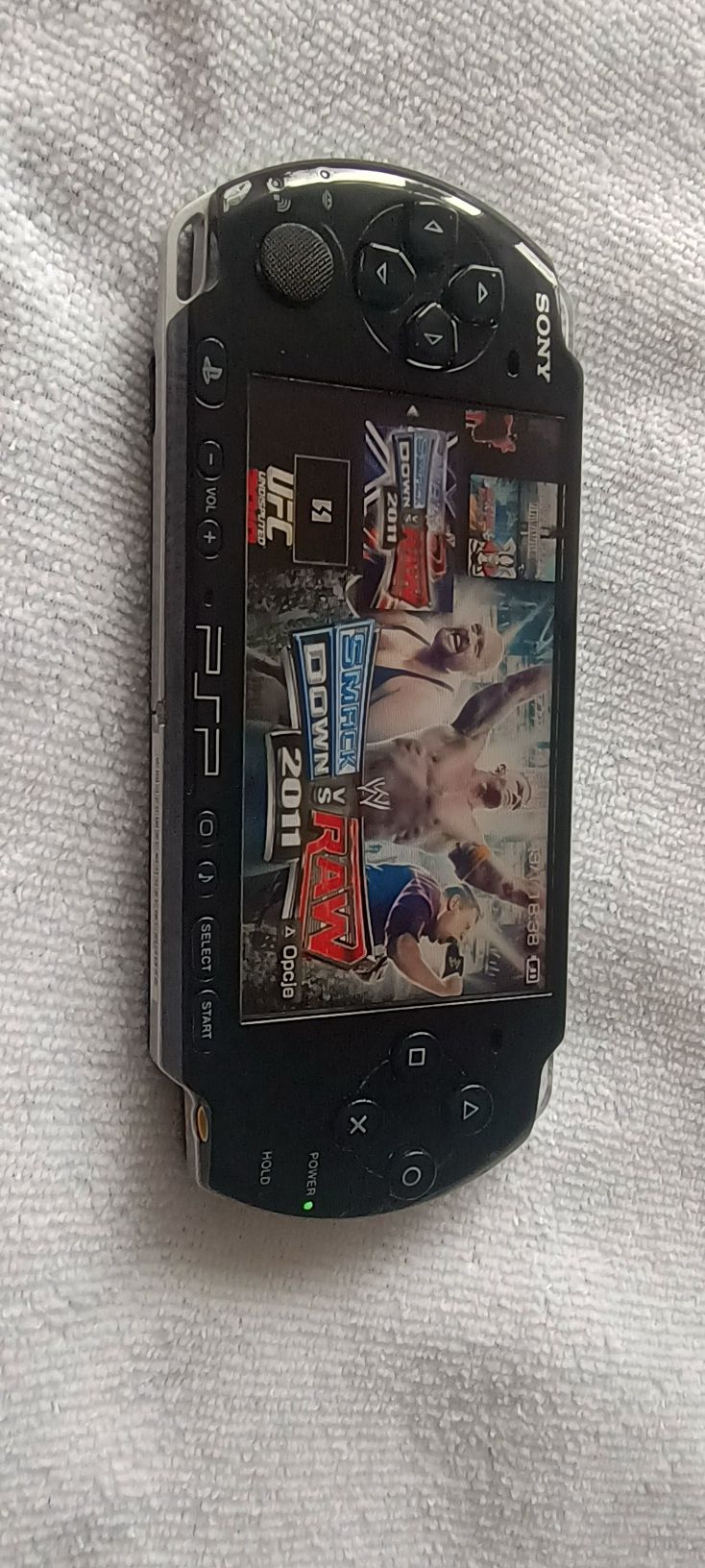 PSP model 3004 z wifi Plus Gry