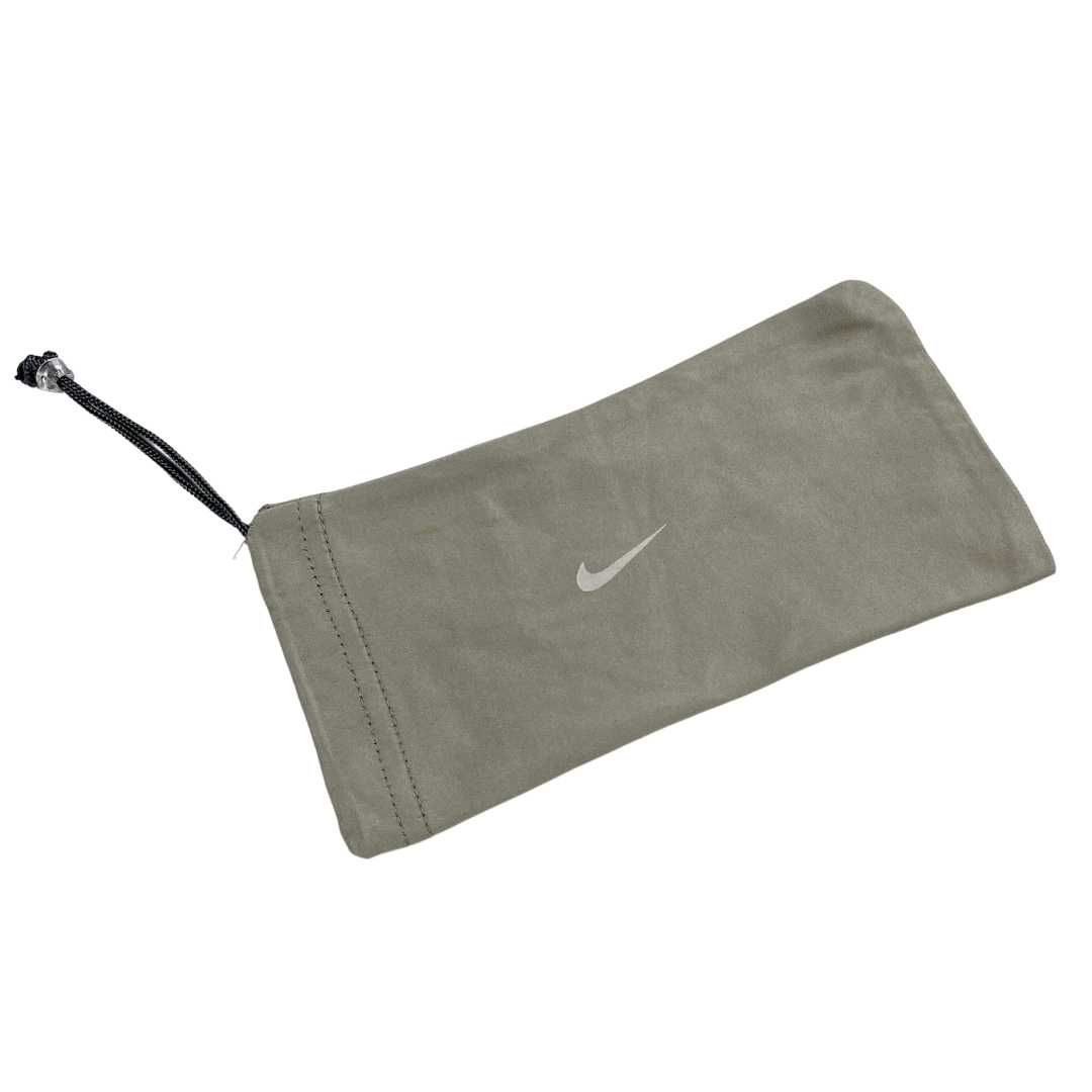 Nike etui na okulary saszetka streetwear akcesoria y2k 90s 80s