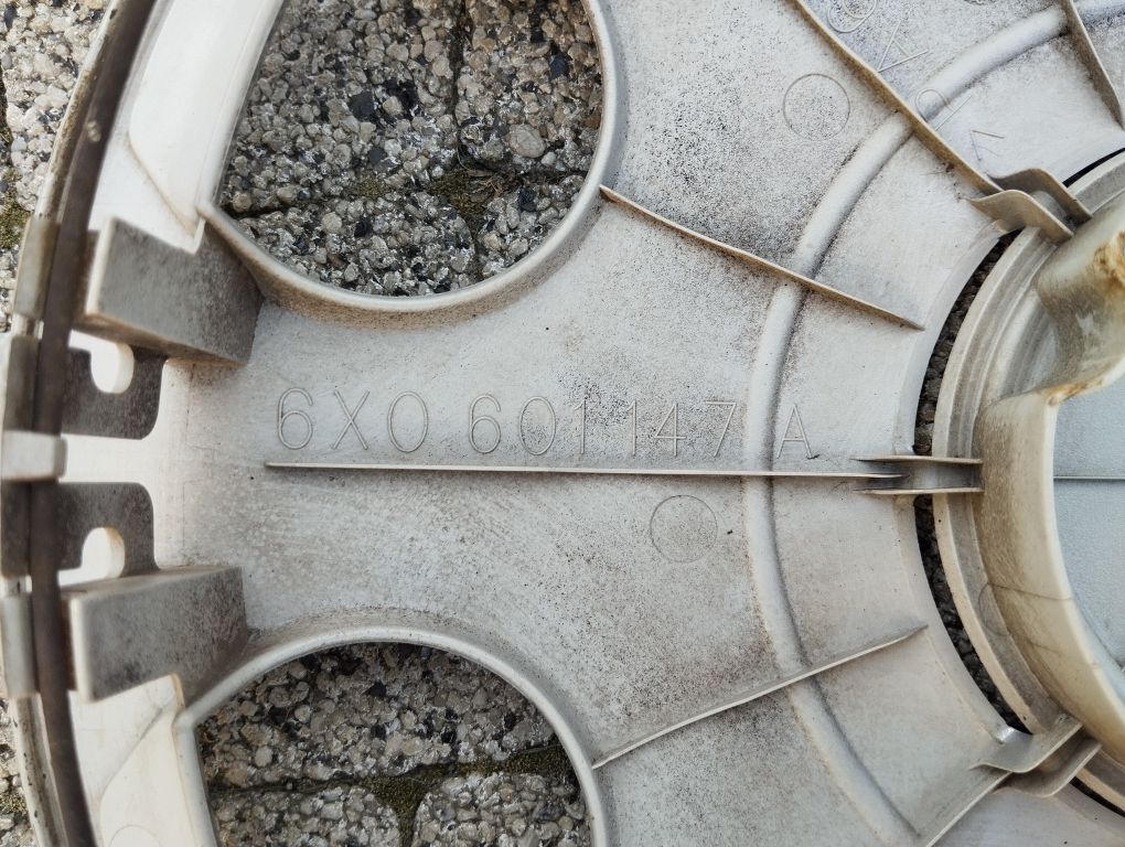 Kołpak Vw 13" 6X0-147A Lupo cena za sztukę