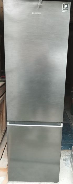 uszkodzona lodówka Samsung