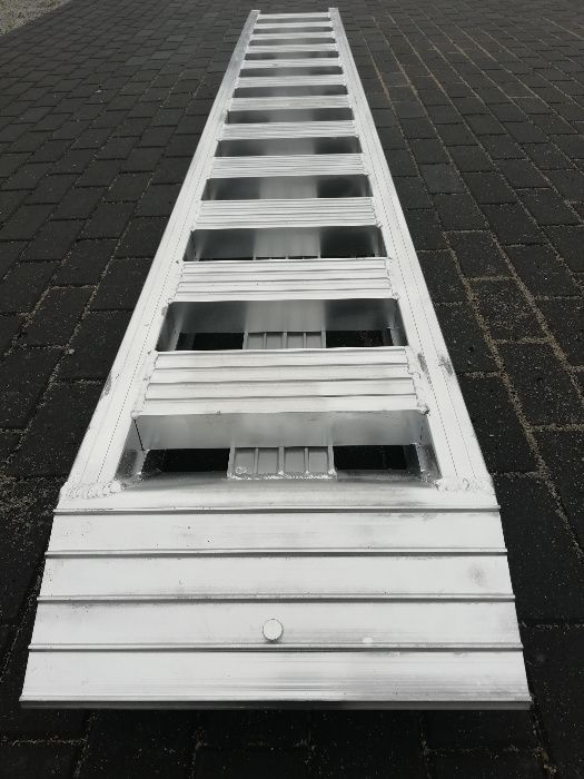 Najazdy aluminiowe 10T rampa Nowe najazdy 3m różne rozmiary 3m/10T