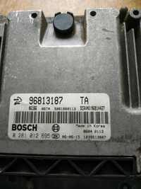 електронний блок управління двигуном EБУ Шевроле каптіва 96813187 2.0D