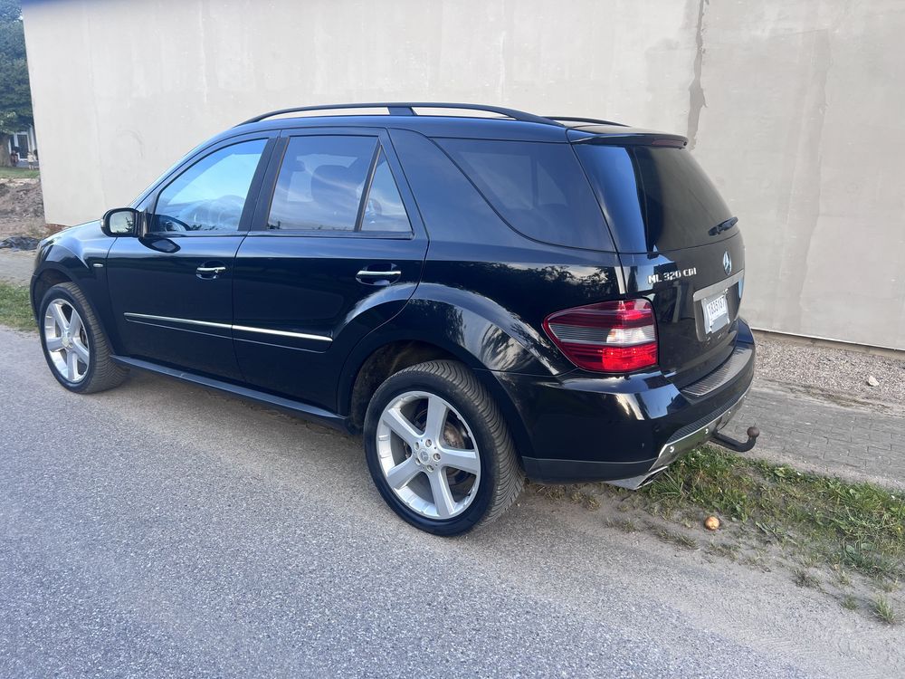 Mercedes ML320 CDI W164 3.0 V6 Pneumatyka HAK 3500 KG