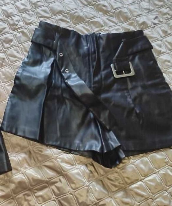 Шкіряні шорти Zara р 44-46