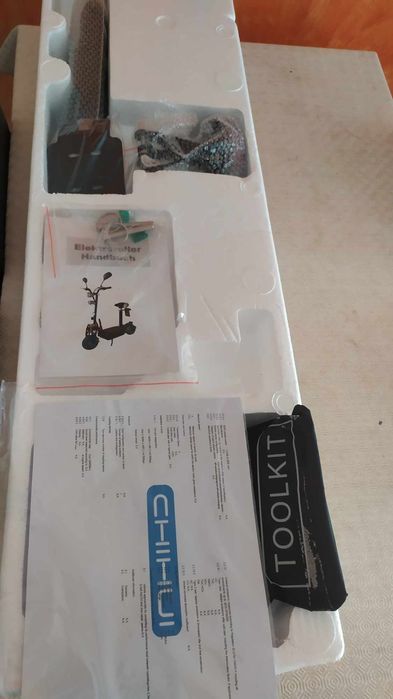 Trotinete eletrica 36v 12ah 1000w marca Tinytom com acento (Novas)