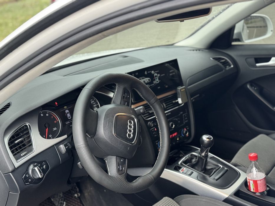 Продам Ауди А 4 Б8