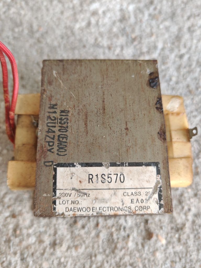Transformador de microondas