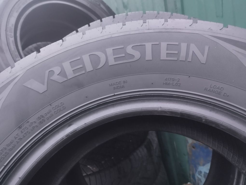 235/65/16 c Vredestein всесезонні