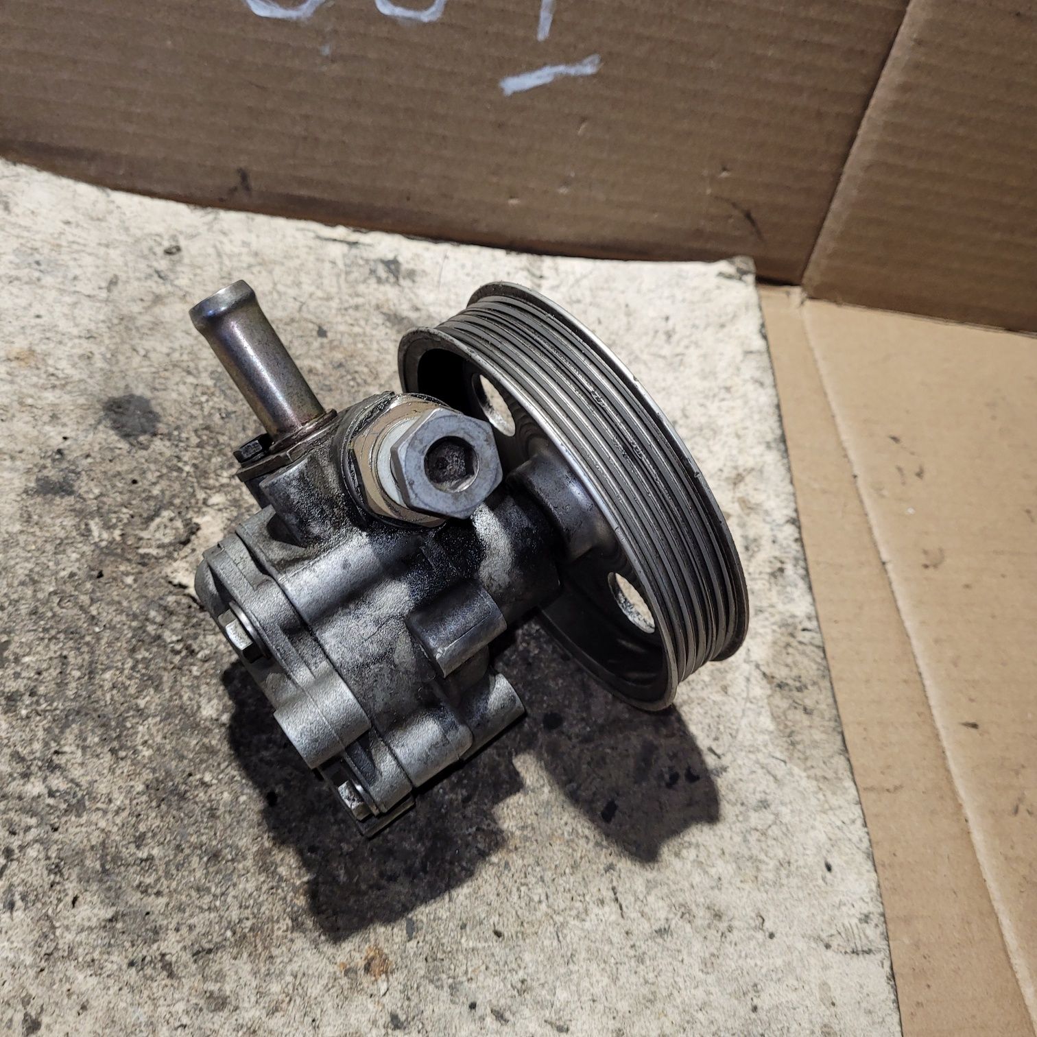 Pompa wspomagania 110BAR audi a4 b7 2.0FSI 2.0TFSI benzyna 2006r