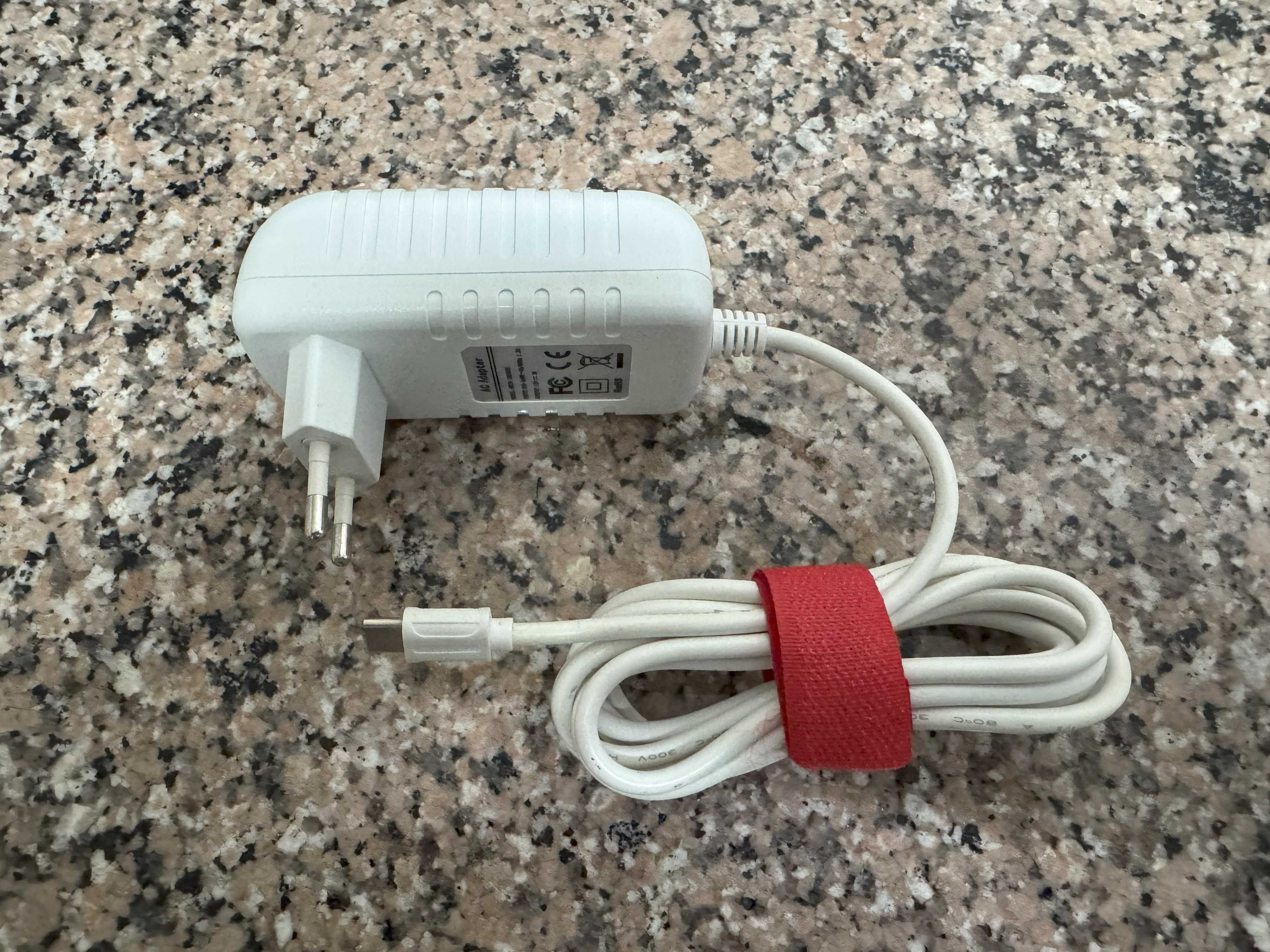 Portátil Insys 12.5 FHD em aluminio