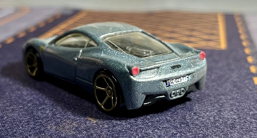 Hot Wheels Ferrari 458 Italia