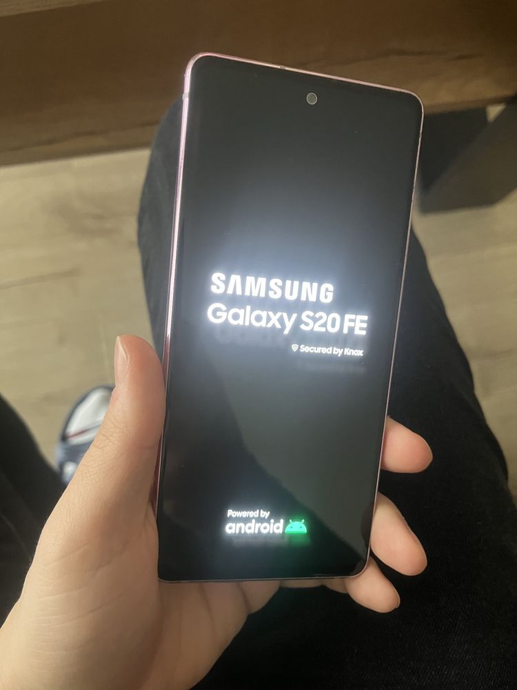 Samsung S20FE Lawendowy, Stan idealny, bez blokad