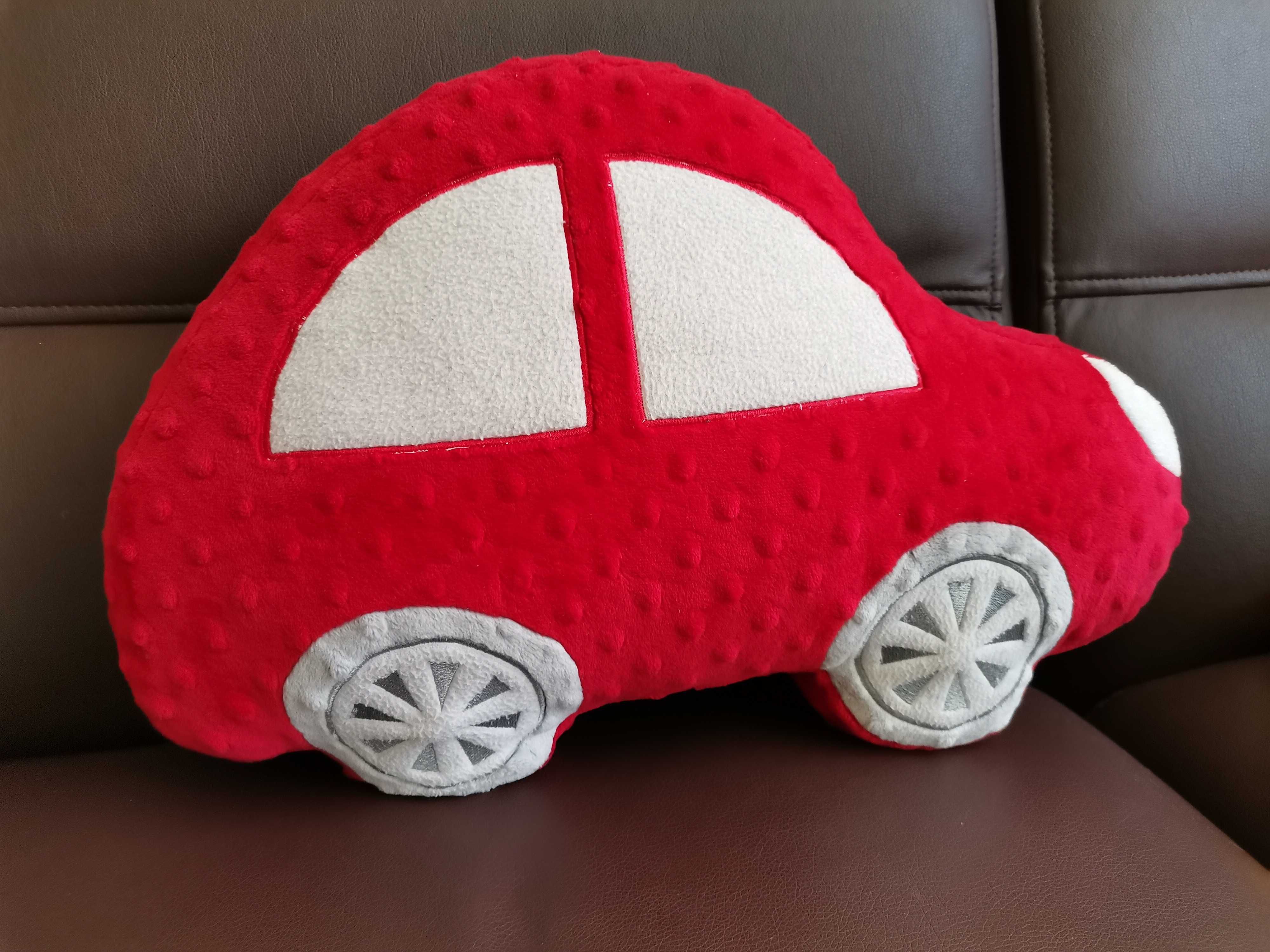 Poduszka samochód czerwony garbus dla chłopca poducha VW