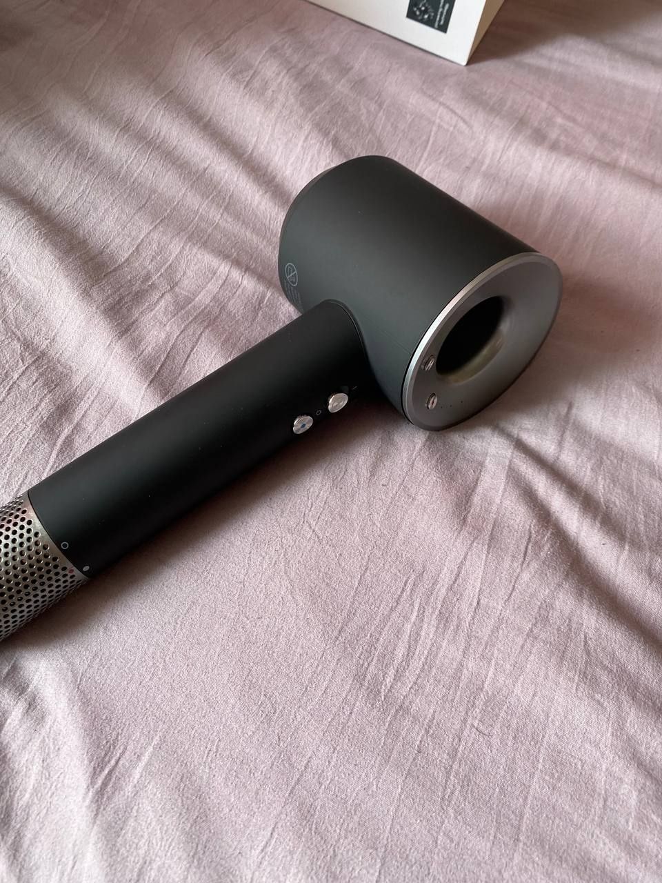 Фен Dyson superconic HD08