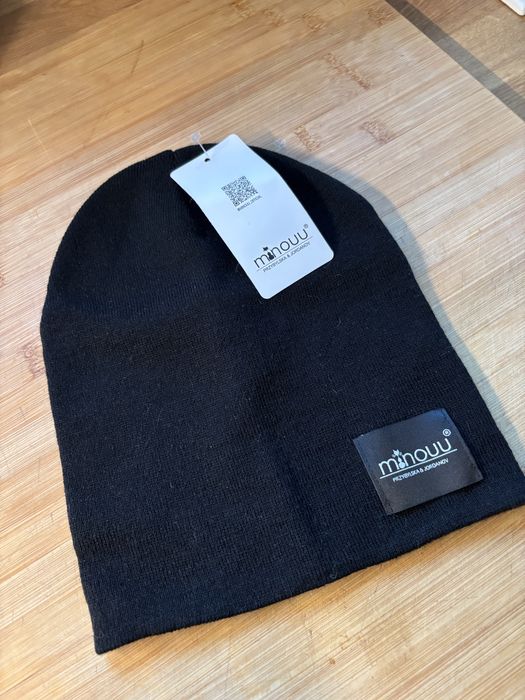 Czapka Minouu czarna nowa z metka uni