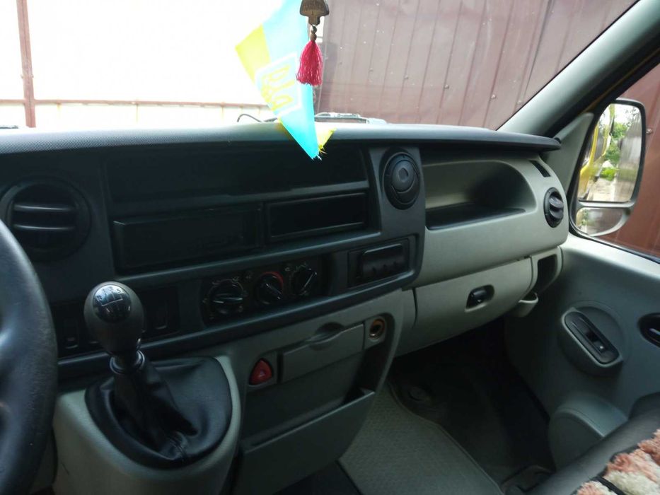 Renault Master 2004р 2.5л грузо-пасажир