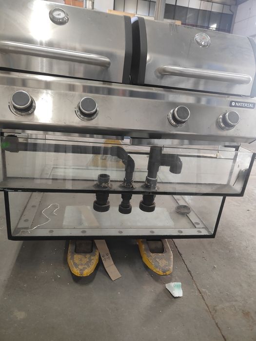 Vendo aquário 500 litros