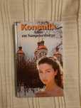 Um amor Sampetershurgo, Komnsalik