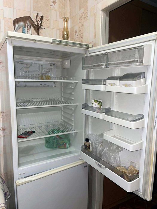 Холодильник Атлант MXM 162, двухкамерный, неисправный