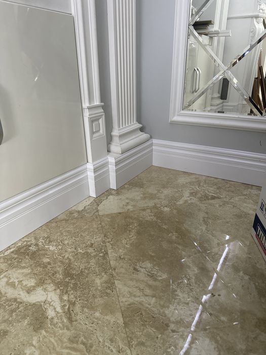 Монтаж плінтуса монтуємо мдф плінтуса дюрополімер алюміній деревяний