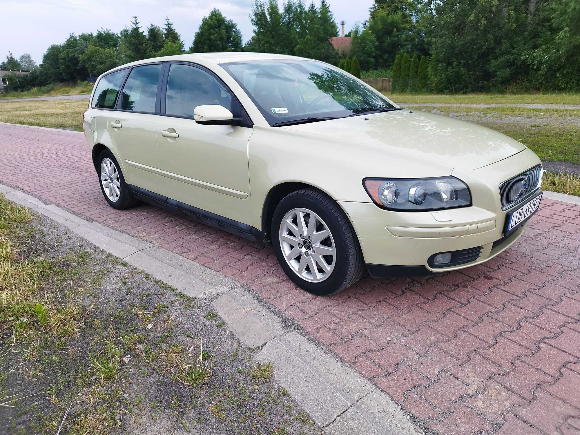 Zadbane Volvo V50 2,5T 220KM LPG Manual, nowy rozrząd, + koła zimowe