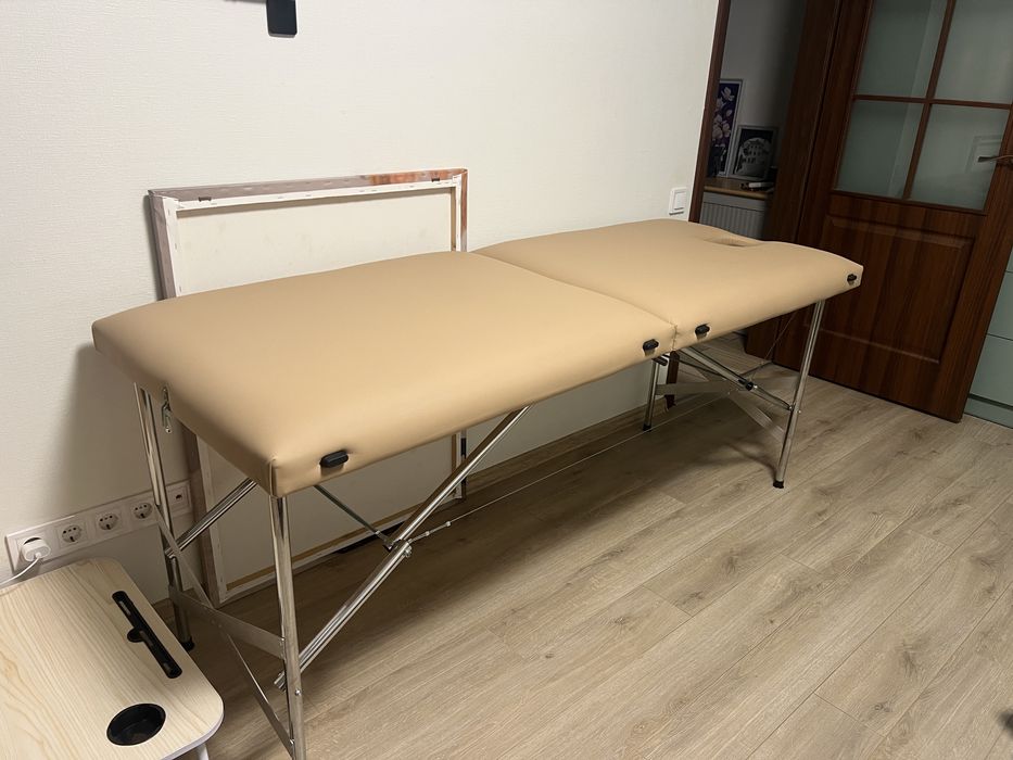 Масажний стіл складний, професійний